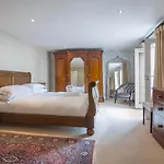 St Helen's House With Minster Views יורק