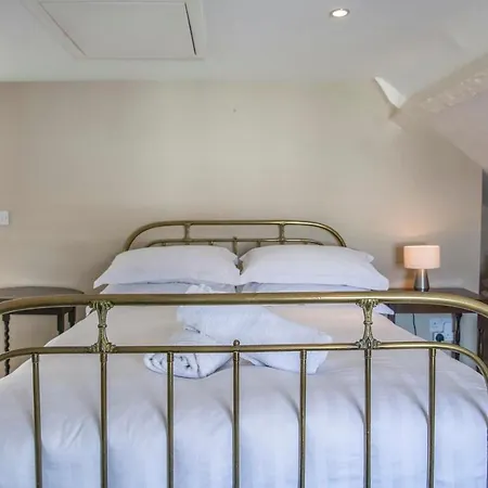 St Helen's House With Minster Views * York