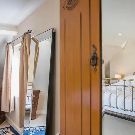 St Helen's House With Minster Views * York